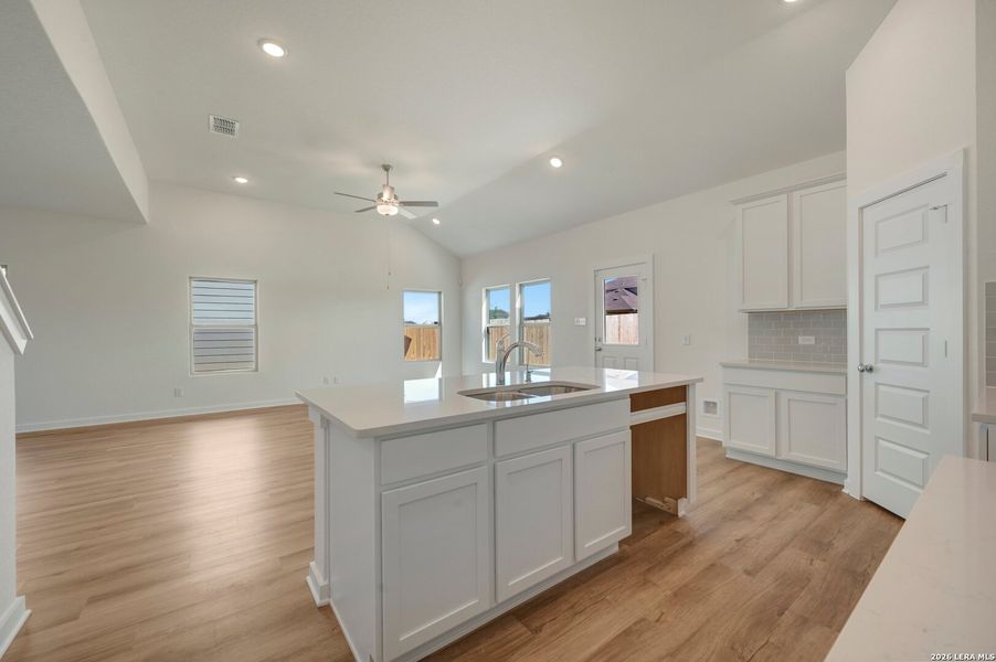 Furnished interior view inside a new home in Cinco Lakes, San Antonio (Image 5).