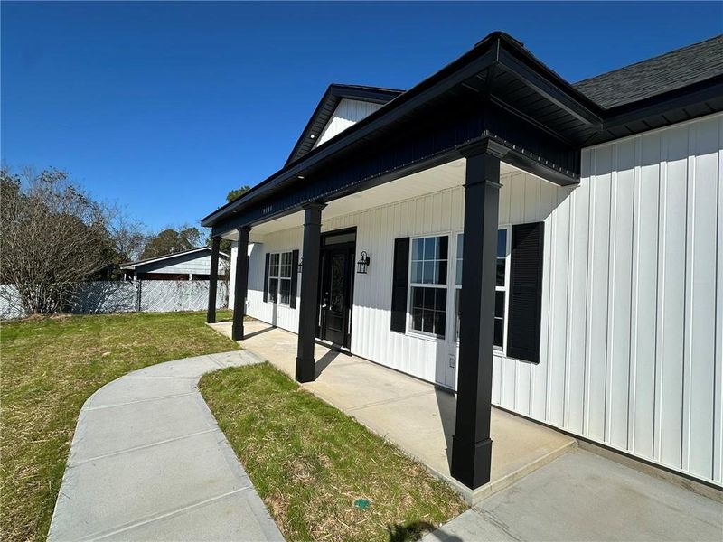 Exterior details and patio area of a home in , Augusta (Image 23).