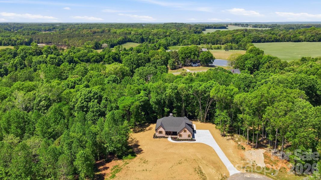 Image 42 of a home in .