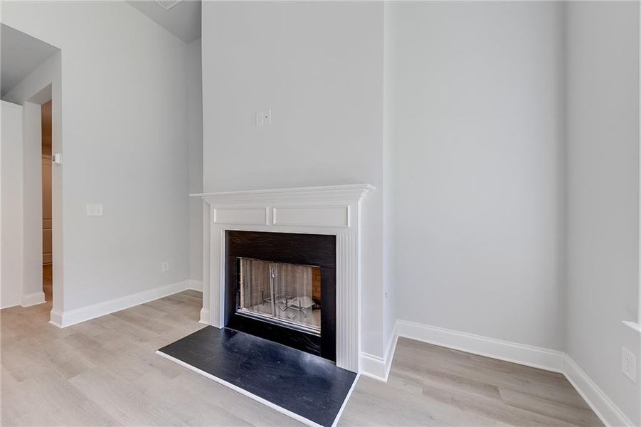 Spacious, unfurnished interior of a new home in , Homer (Image 22).