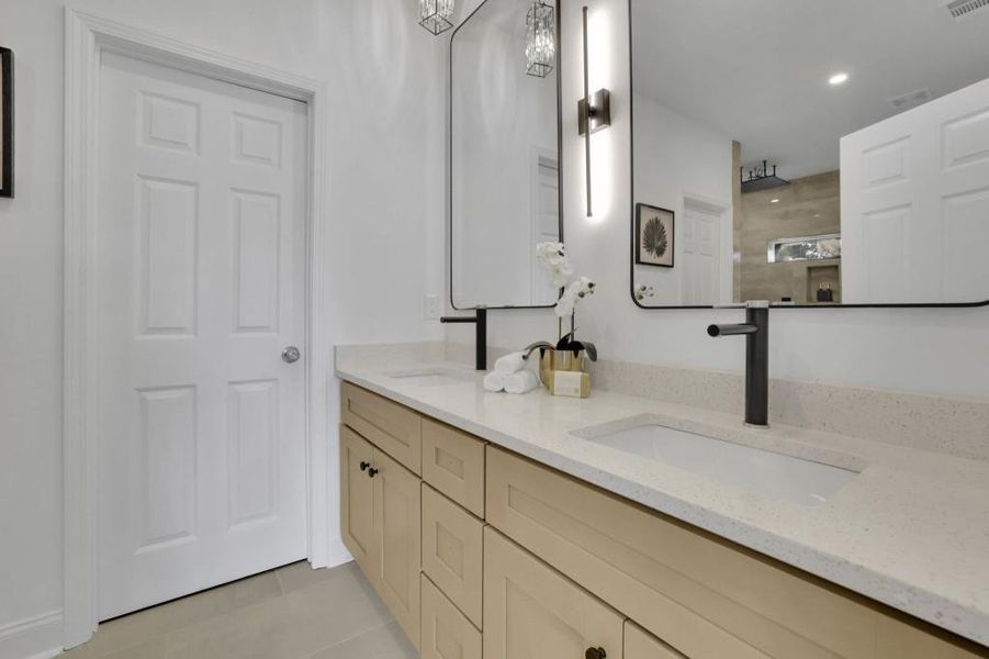 Furnished interior view inside a new home in , Buford (Image 31).