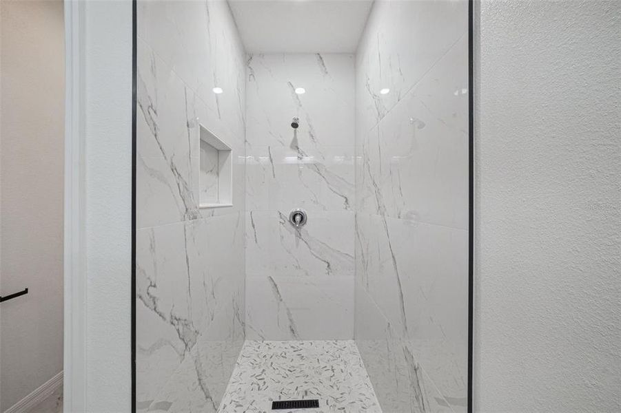 Close-up of interior finishes inside a home in , Citrus Springs (Image 15).