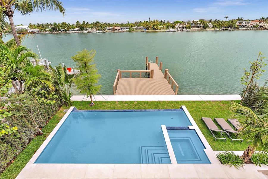 Exterior details and patio area of a home in , Miami Beach (Image 22).