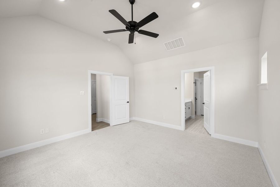 Spacious, unfurnished interior of a new home in MidTowne, Midlothian (Image 20). Spacious, unfurnished interior of a new home in MidTowne, Midlothian (Image 20).