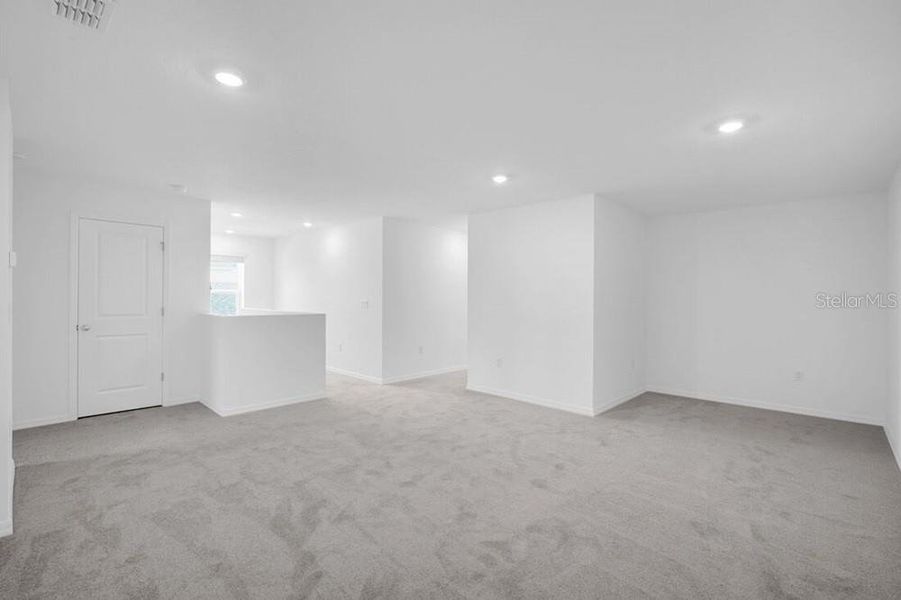 Spacious, unfurnished interior of a new home in Waterstone, Groveland (Image 23). Spacious, unfurnished interior of a new home in Waterstone, Groveland (Image 23).