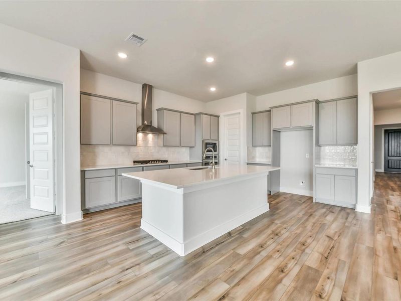 Furnished interior view inside a new home in Lago Mar, Texas City (Image 5).