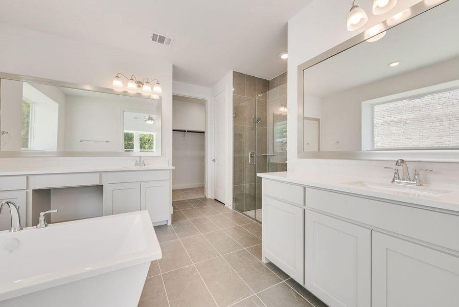 Furnished interior view inside a new home in Breezy Hill, Rockwall (Image 8). Furnished interior view inside a new home in Breezy Hill, Rockwall (Image 8).