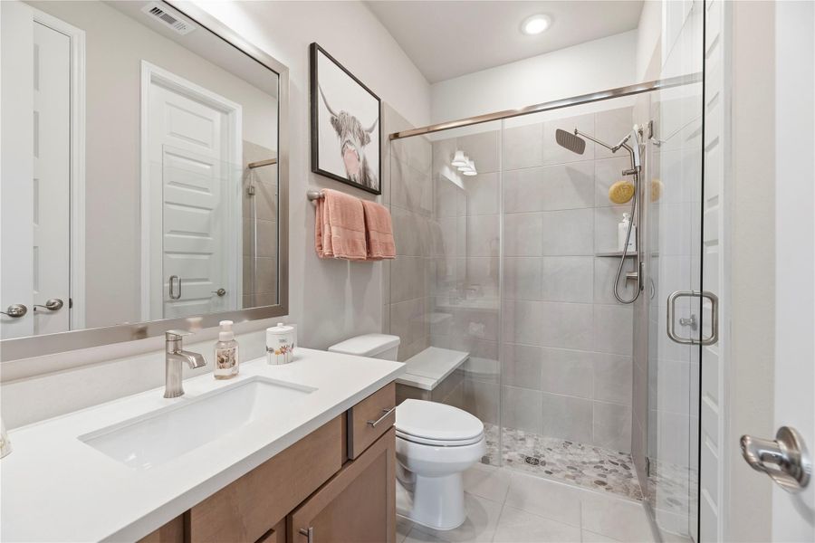 Bathroom 1 w/ensuite