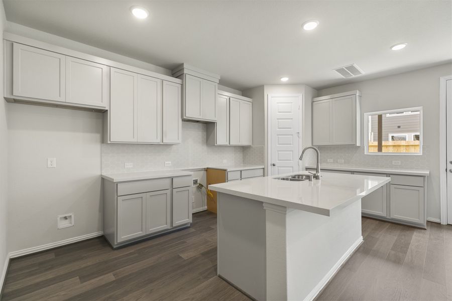 Representative furnished interior of a home built from the Enclave Series - Maui by DRB Homes in Dauer Ranch, New Braunfels (Image 7).