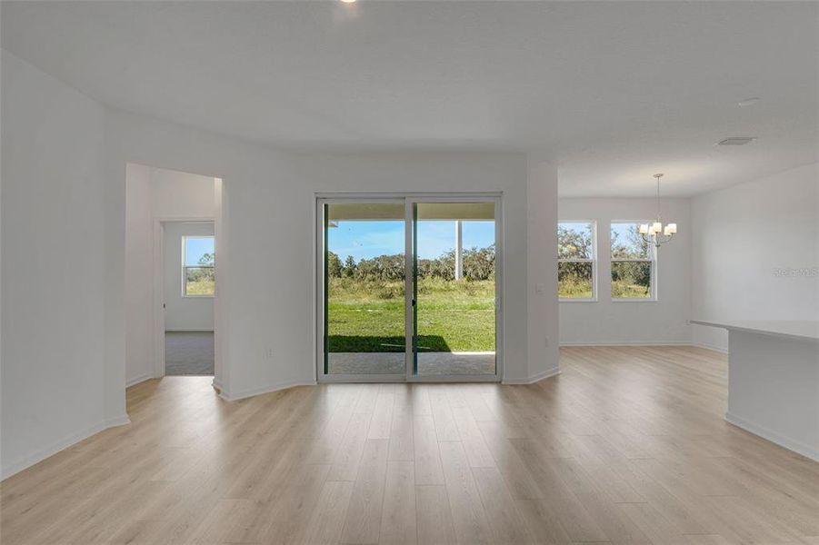 Spacious, unfurnished interior of a new home in Willowbrook North, Winter Haven (Image 22).