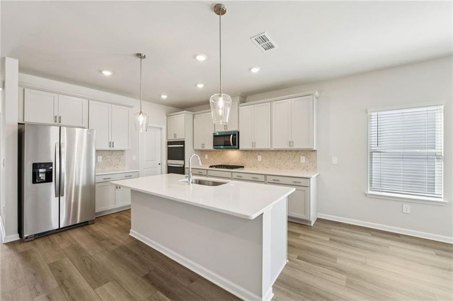 Furnished interior view inside a new home in Martin Springs - Estate Series, Lawrenceville (Image 17). Furnished interior view inside a new home in Martin Springs - Estate Series, Lawrenceville (Image 17).