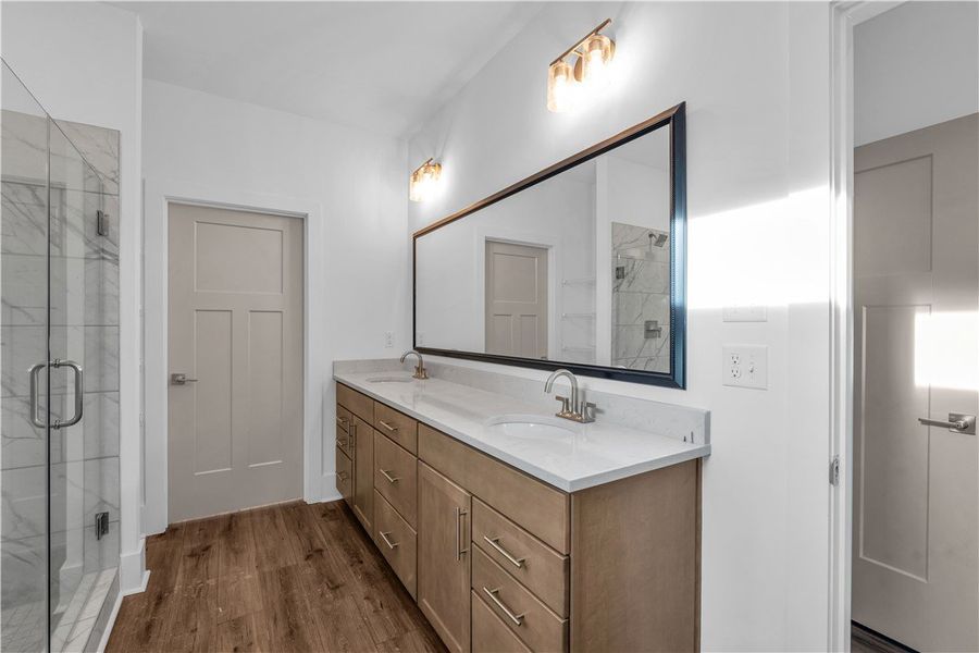 Furnished interior view inside a new home in Cross Creek Golf Club, Seneca (Image 15).