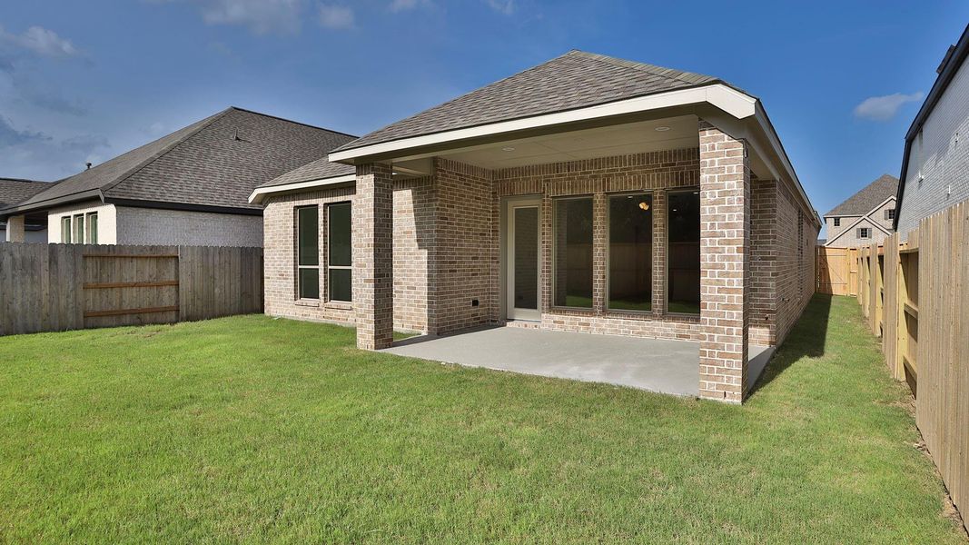 Image 19 of a home in The Groves 45'.