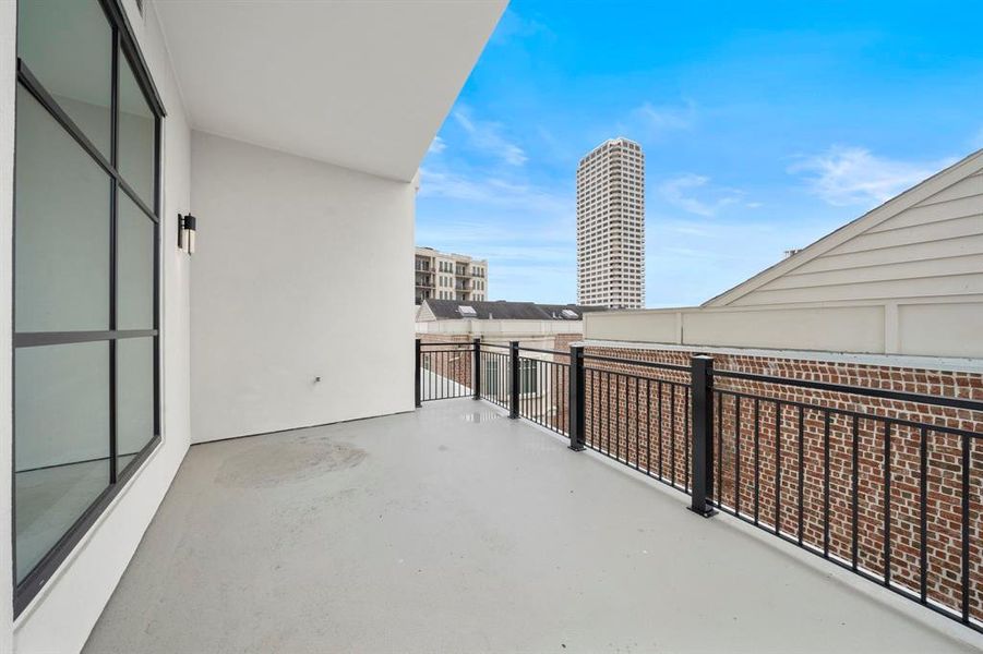 Large balcony: ample space for outdoor table and chairs.