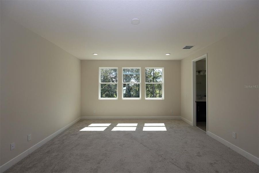 Spacious, unfurnished interior of a new home in Eden at Crossprairie, St. Cloud (Image 11). Spacious, unfurnished interior of a new home in Eden at Crossprairie, St. Cloud (Image 11).