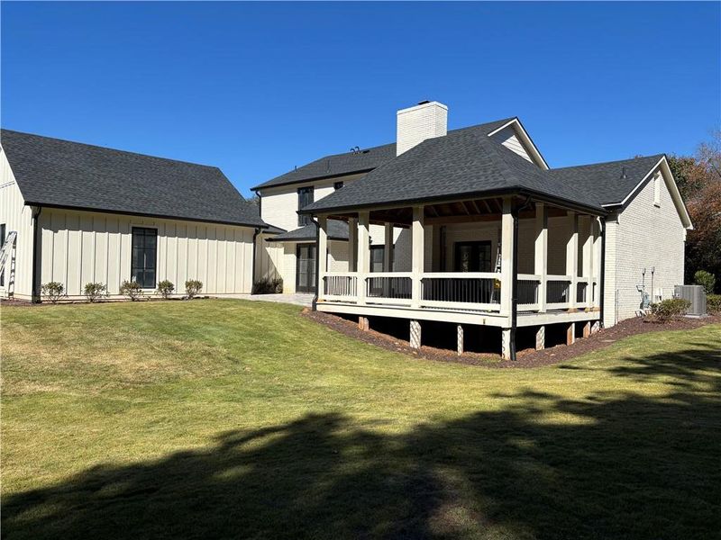 Exterior details and patio area of a home in , Roswell (Image 3).