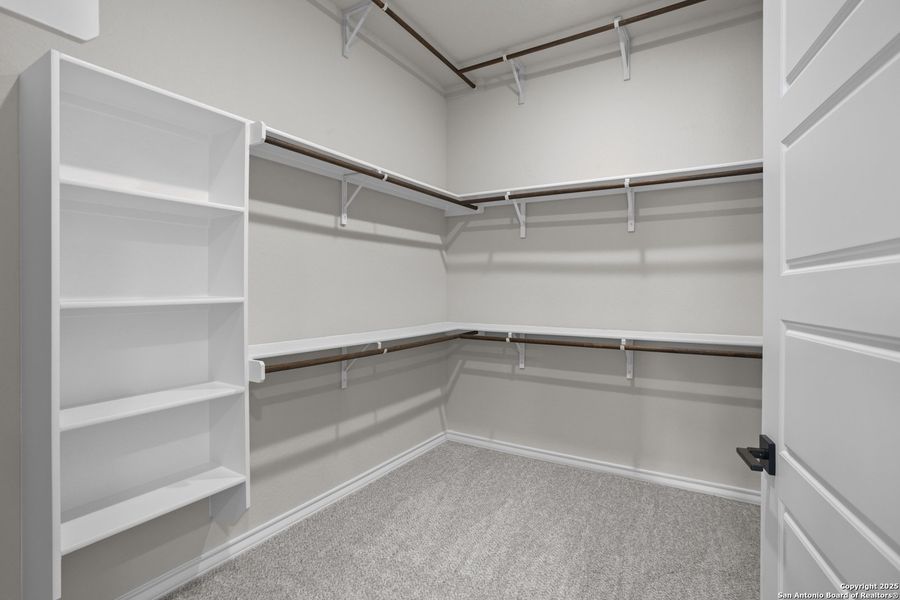 Image 28 of a home in Potranco Oaks.