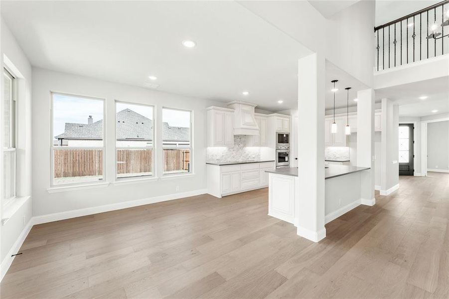 Spacious, unfurnished interior of a new home in Crystal Lake Estates, Red Oak (Image 38).