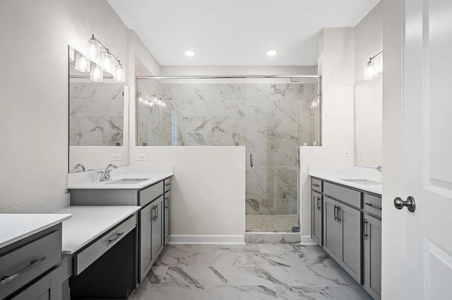 The Courtland C Primary Suite Bathroom