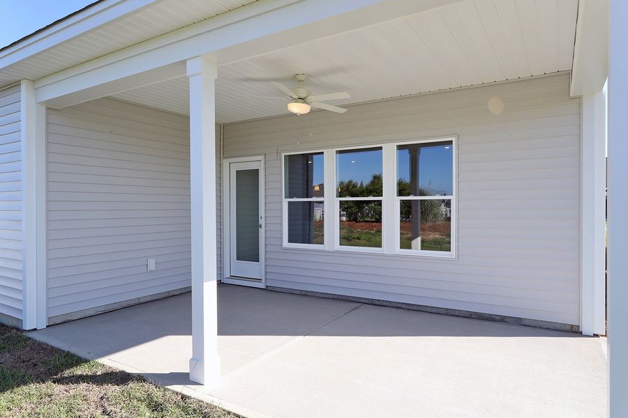 Exterior details and patio area of a home in Allston Park, Calabash (Image 20).