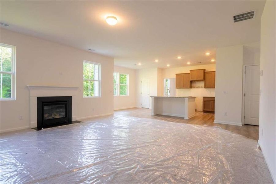 Image 43 of a home in Creekside Landing. Image 43 of a home in Creekside Landing.