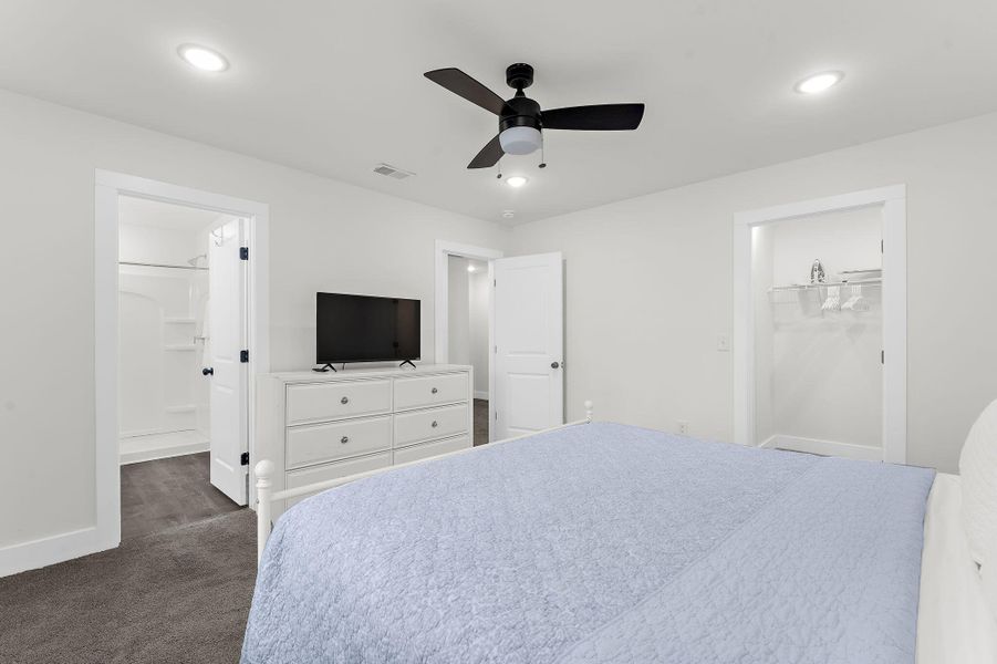 Image 30 of a home in .