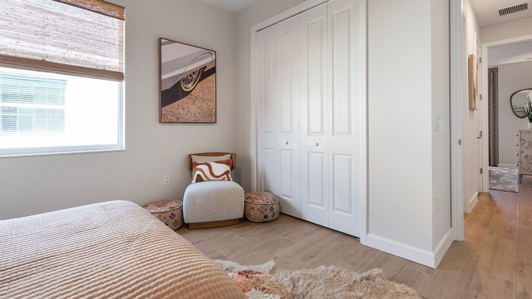 2246 Cypress Bed3 2of2 Base2