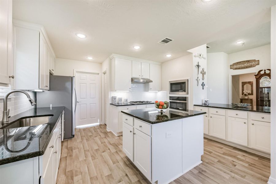 beautiful white kitchen beautiful white kitchen