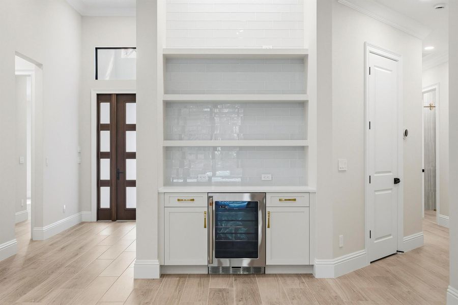 Furnished interior view inside a new home in Seaglass, Wabasso Beach (Image 46).