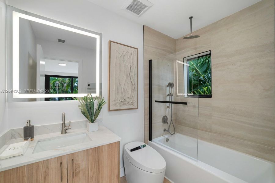 Furnished interior view inside a new home in , Hollywood (Image 31).