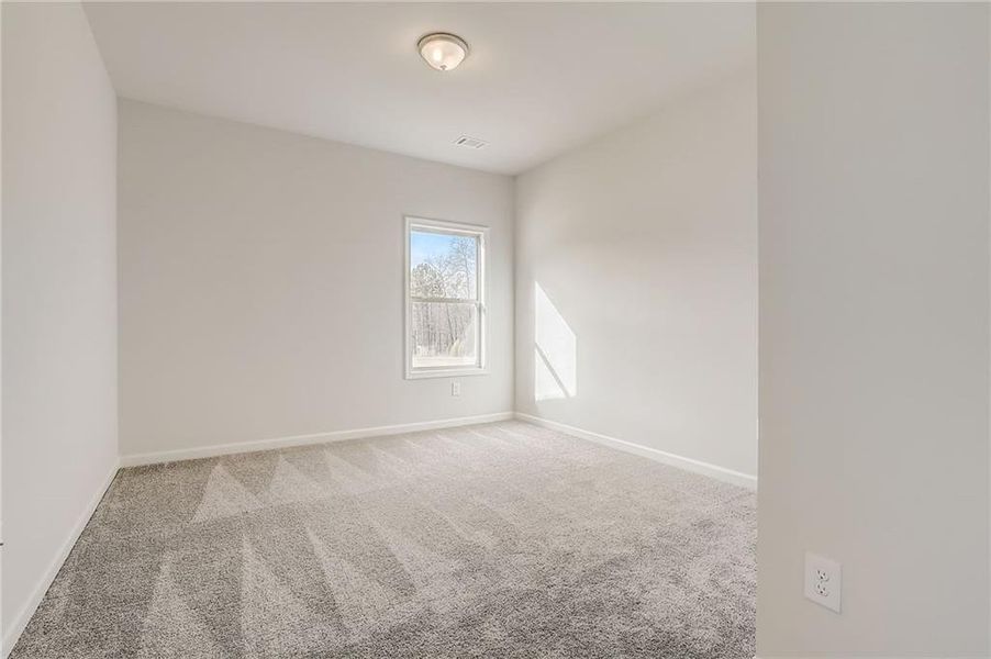 Spacious, unfurnished interior of a new home in Summerlin, Winder (Image 40).