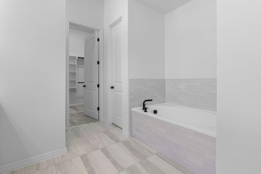 Garden Tub in Primary Bath