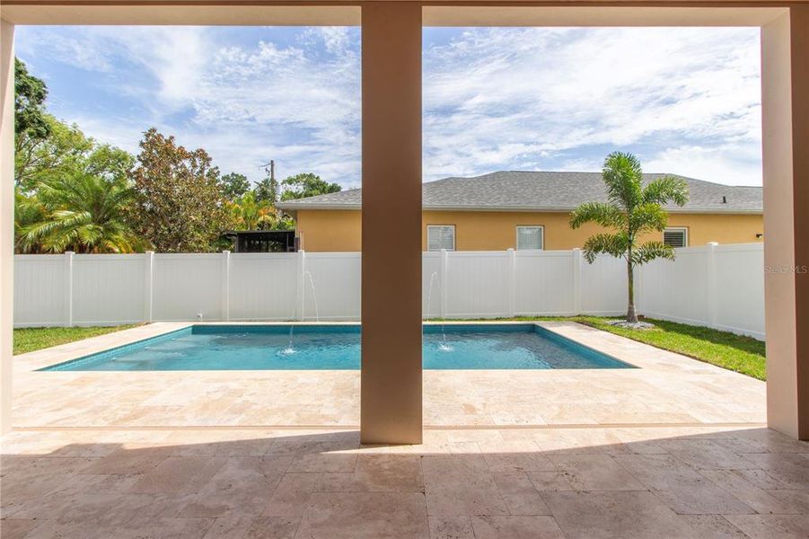 Exterior details and patio area of a home in , Tampa (Image 51).