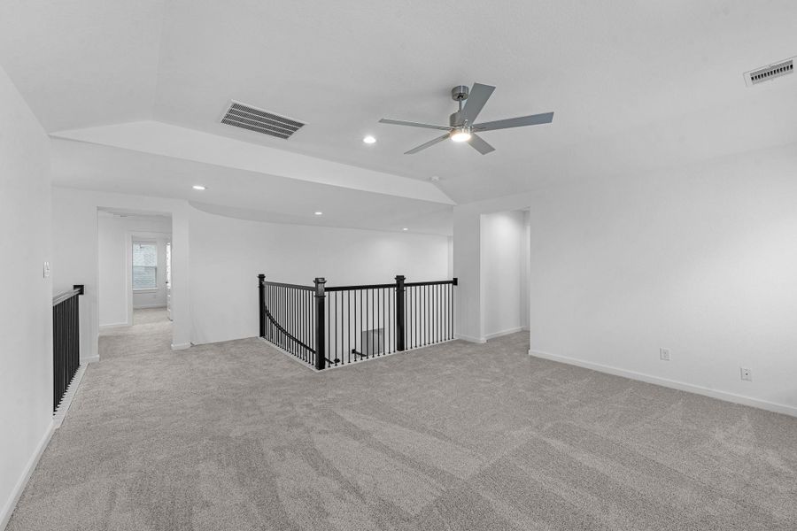 Spacious, unfurnished interior of a new home in Beacon Hill, Waller (Image 19).