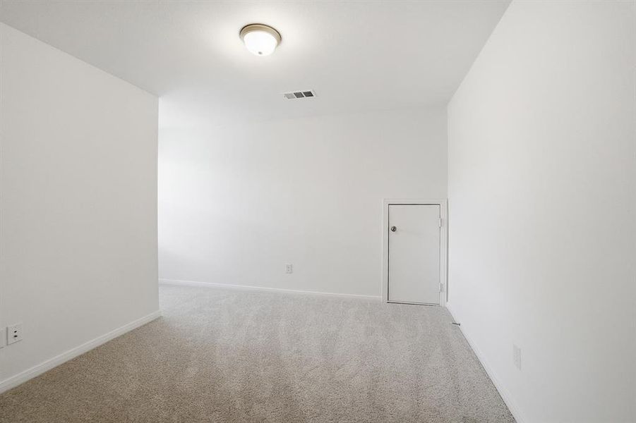 Spacious, unfurnished interior of a new home in Westridge, McKinney (Image 24). Spacious, unfurnished interior of a new home in Westridge, McKinney (Image 24).