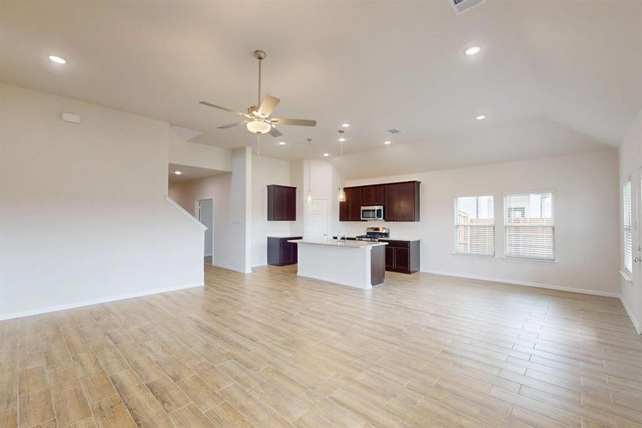Spacious, unfurnished interior of a new home in Elevon, Lavon (Image 14). Spacious, unfurnished interior of a new home in Elevon, Lavon (Image 14).
