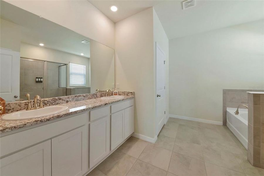 Furnished interior view inside a new home in Coddington, Bradenton (Image 36).