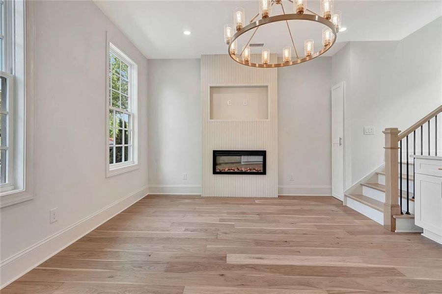 Spacious, unfurnished interior of a new home in , Senoia (Image 9).