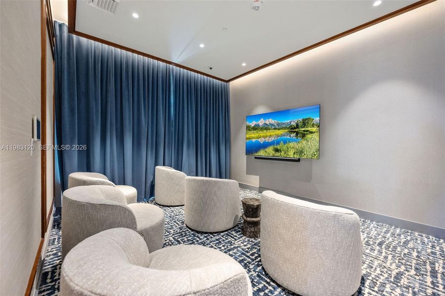 Community amenities in , Miami (Image 44).