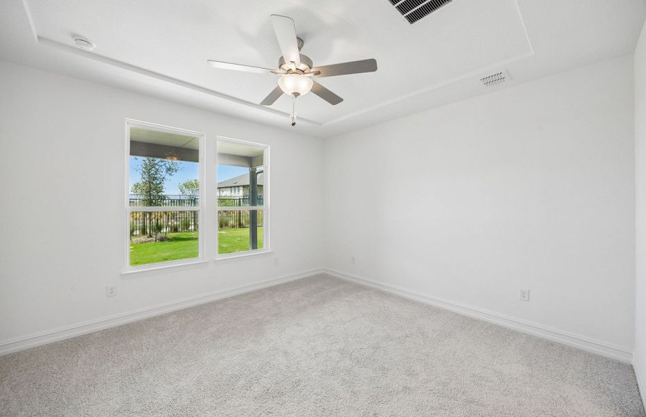 Spacious, unfurnished interior of a new home in Del Webb at Legacy Hills, Celina (Image 16).