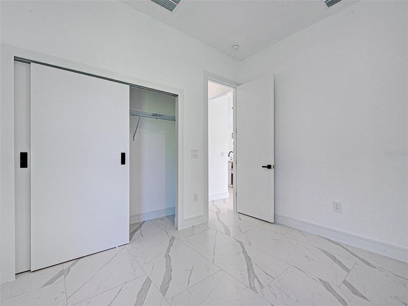 Spacious, unfurnished interior of a new home in , Rotonda West (Image 22).