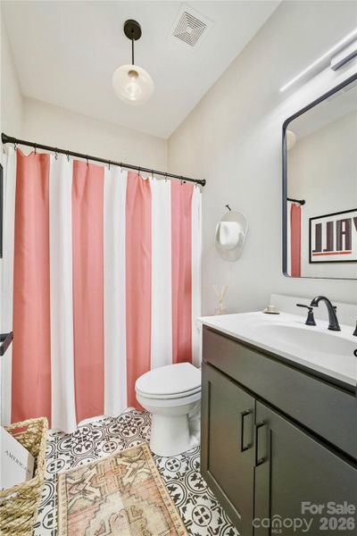 Furnished interior view inside a new home in , Lenoir (Image 20).