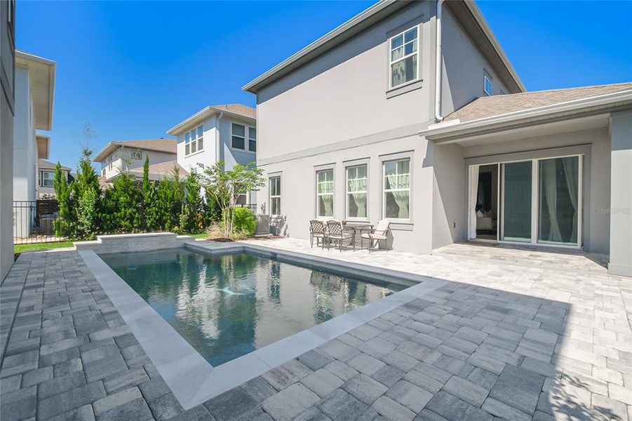 Exterior details and patio area of a home in , Orlando (Image 28).