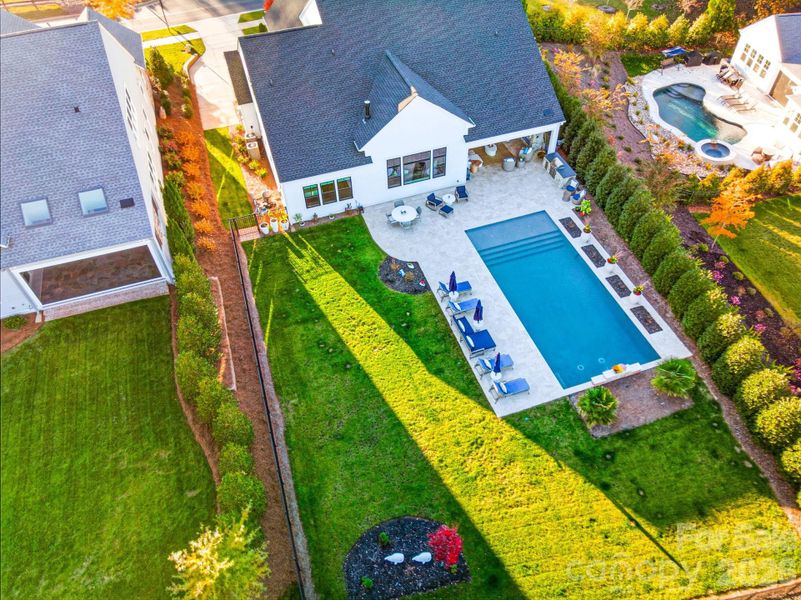 Image 47 of a home in .