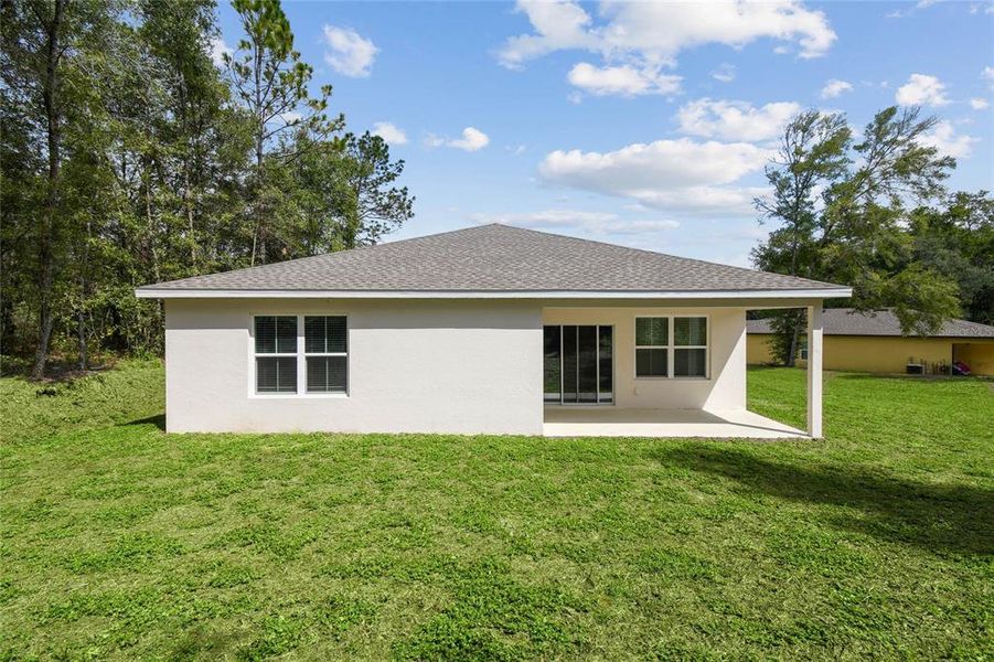 Exterior details and patio area of a home in , Citrus Springs (Image 1). Exterior details and patio area of a home in , Citrus Springs (Image 1).