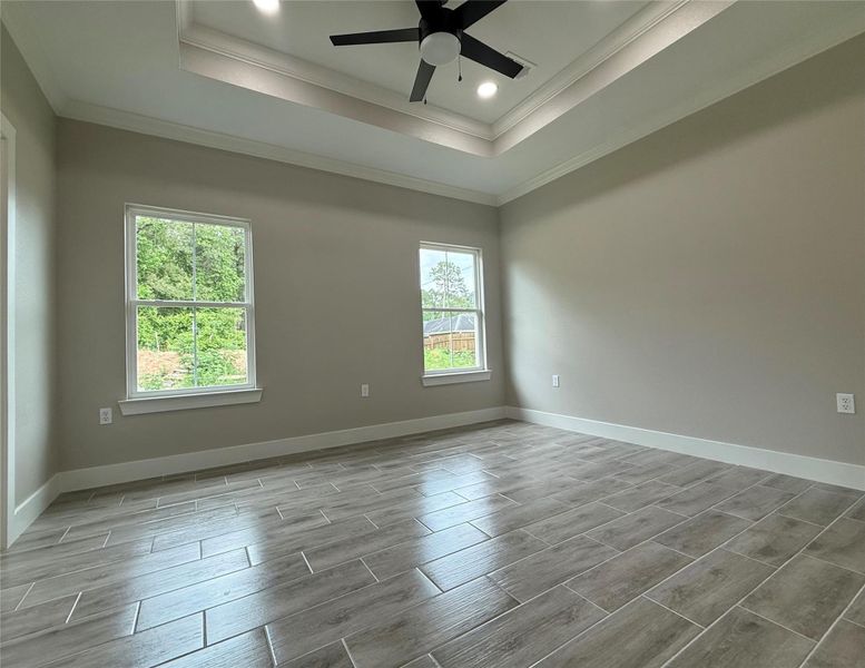 Spacious, unfurnished interior of a new home in , Vidor (Image 14).