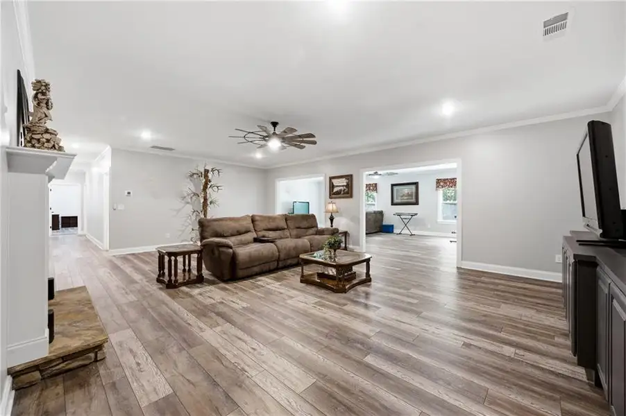 Furnished interior view inside a new home in , Dawsonville (Image 40).