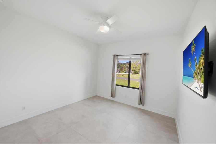 51-web-or-mls-1199-se-puritan-ln