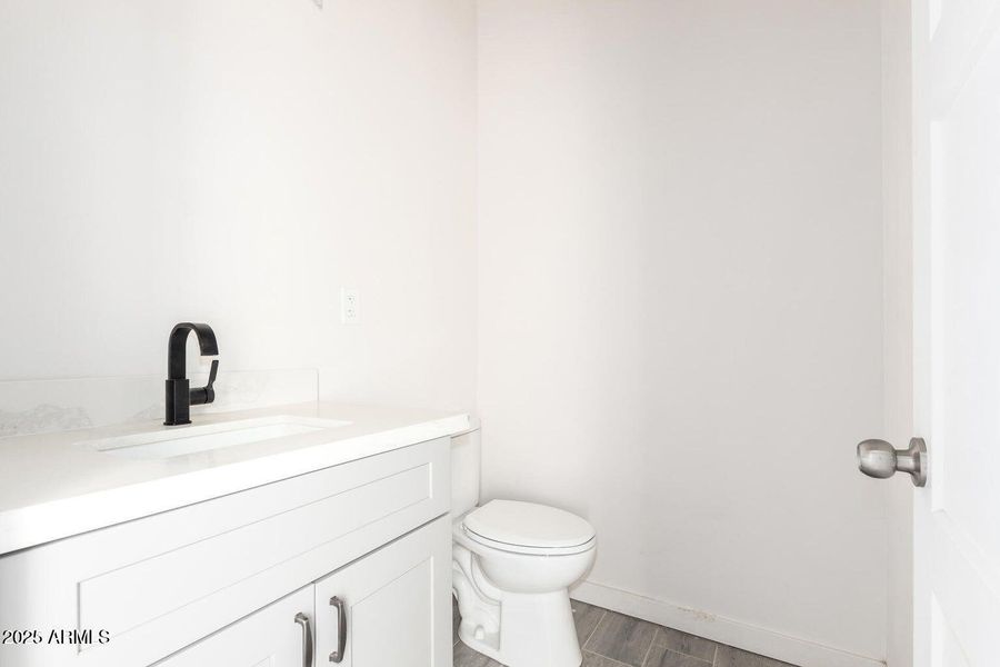 20250209080533545566000000-o