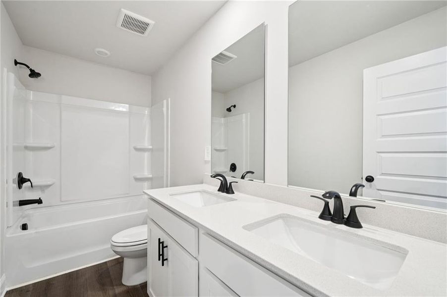 Furnished interior view inside a new home in Martin Springs - Estate Series, Lawrenceville (Image 5). Furnished interior view inside a new home in Martin Springs - Estate Series, Lawrenceville (Image 5).